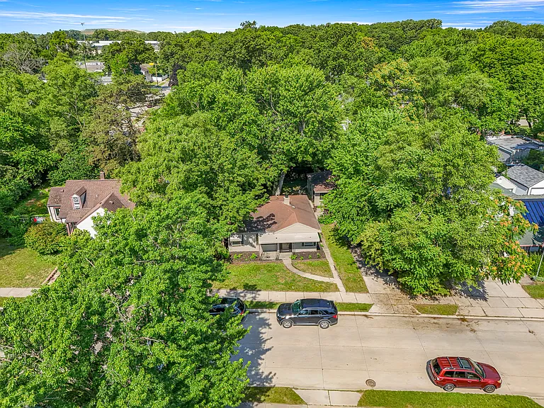 5228 Fletcher St — Photo 34
