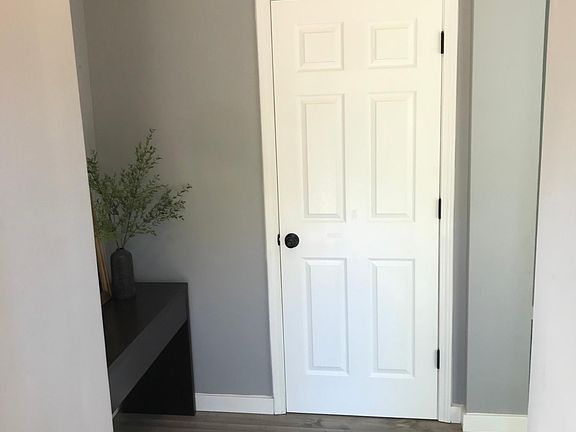 4th image of 5239 Lansdowne Ave Floor 1