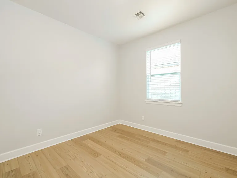 11909 SW 30th St — Photo 13