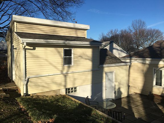 Side of garage/loft