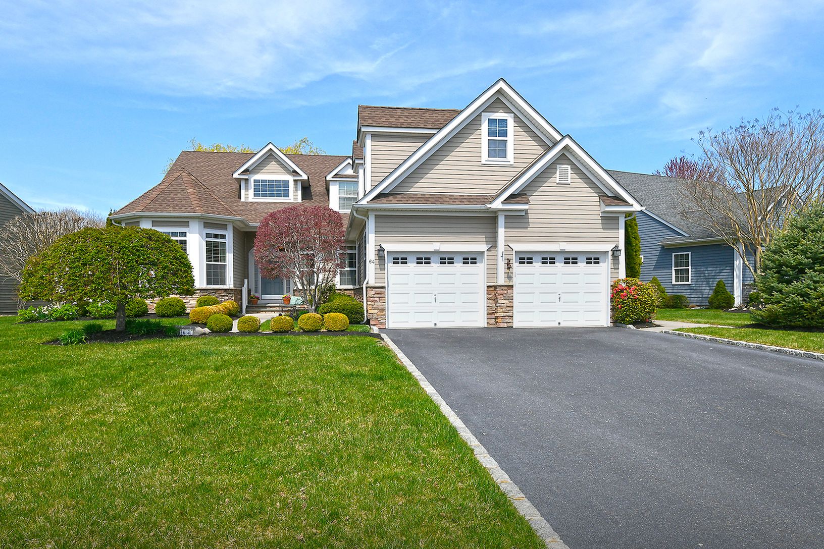  Manicured Landscaping