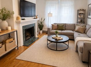 506 W Deming Pl #C6EF47487, Chicago, IL 60614