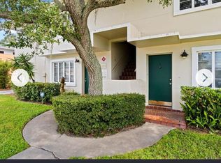 1161 NE Cleveland St APT 3, Clearwater, FL 33755