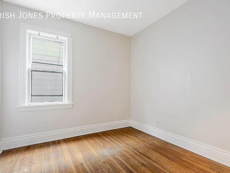 104 Grote St #LOWER REAR — Photo 9