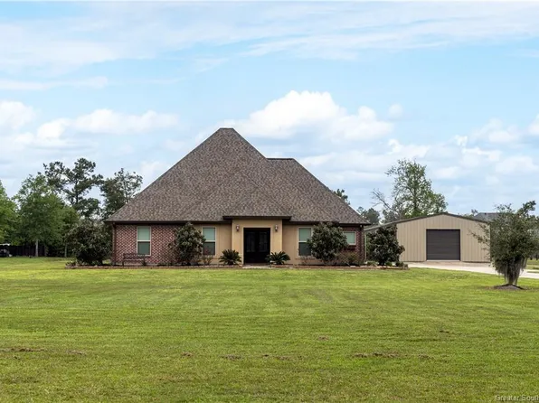 969 Walker Rd, Sulphur, LA 70665