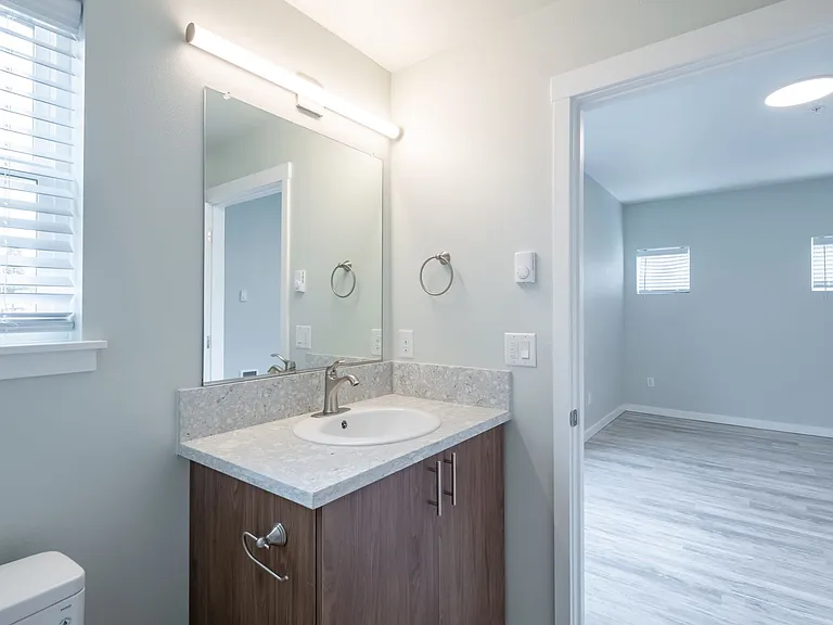 Colima Apartments — Photo 45