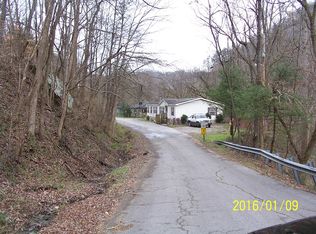 53 Craft Lane, Hazard, KY 41701