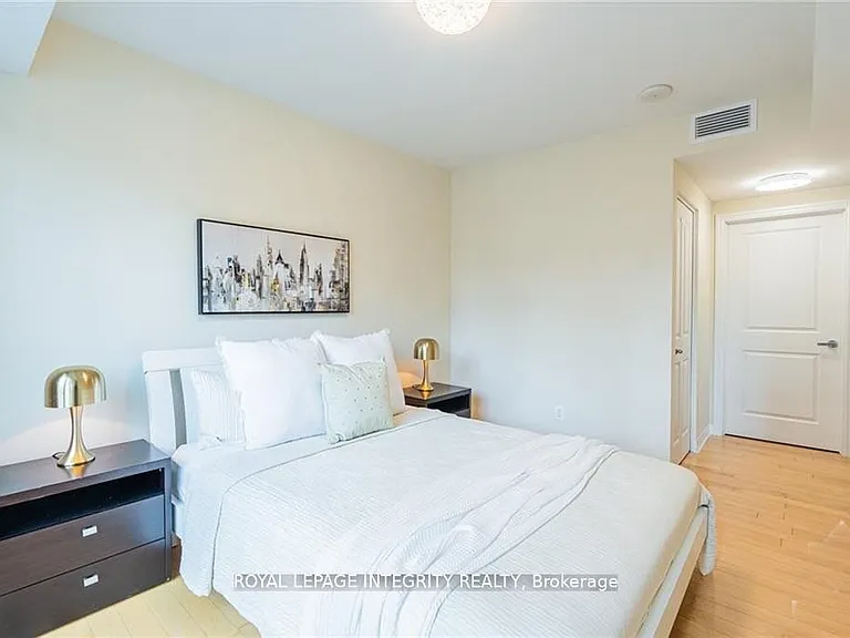 195 Besserer St #701 — Photo 23
