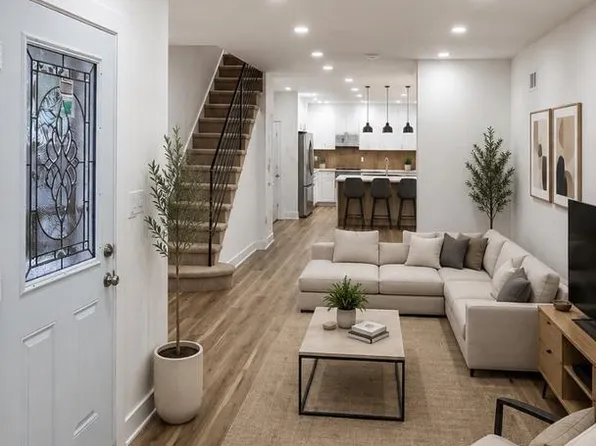 7083 Forrest Ave, Philadelphia, PA 19138