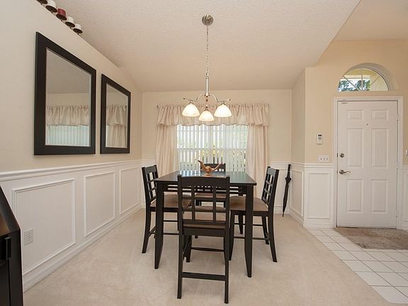 3rd image of 9906 Cristina Dr