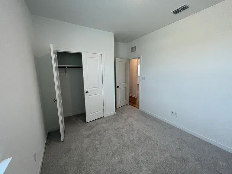 173 Golden Bell Way — Photo 9