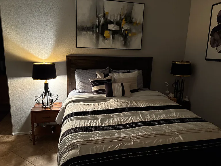 Master bedroom ( vaulted ceilings)