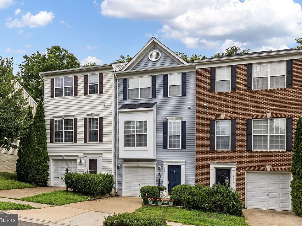 1st image of 1961 Crepe Myrtle Ln