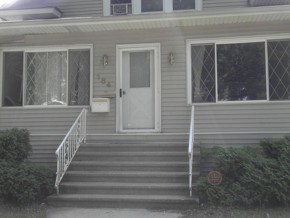 2nd image of 184 Rose St