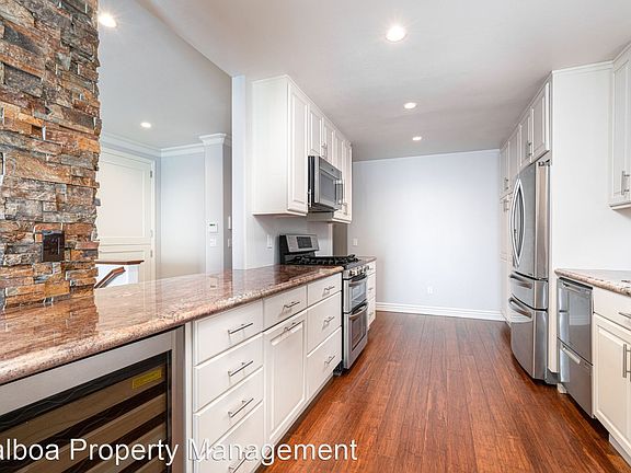 5th image of 405 Jasmine Ave #A
