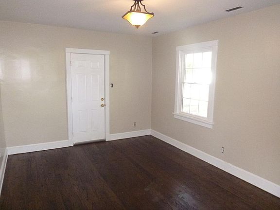 2nd image of 3805 Plymouth Dr