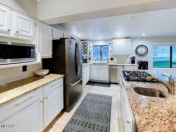 4th image of 7202 E Clayridge Dr