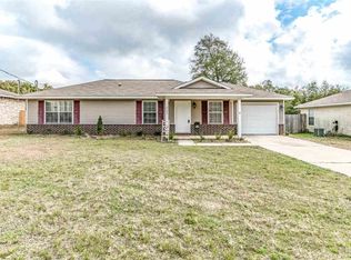 6244 Weekly St, Milton, FL 32570