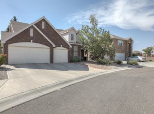2404 Oakbrook Dr NW, Albuquerque, NM 87120