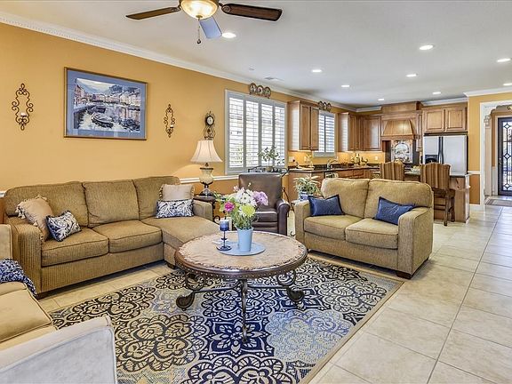 4th image of 2389 Rose Briar Pl