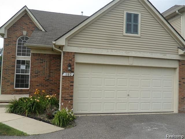 1st image of 192 Legacy Park Cir