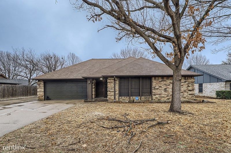 1st image of 316 Cindy Ct