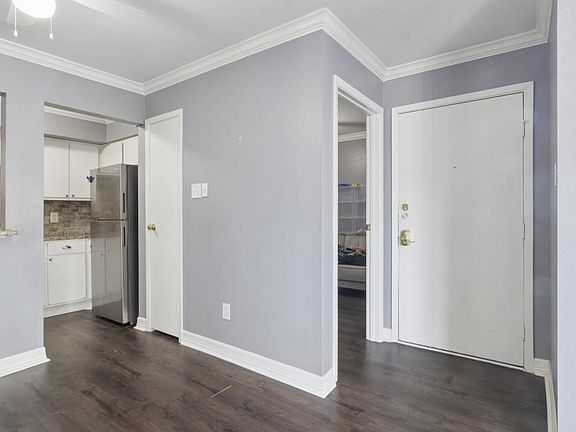 5th image of 18515 Egret Bay Blvd APT 906