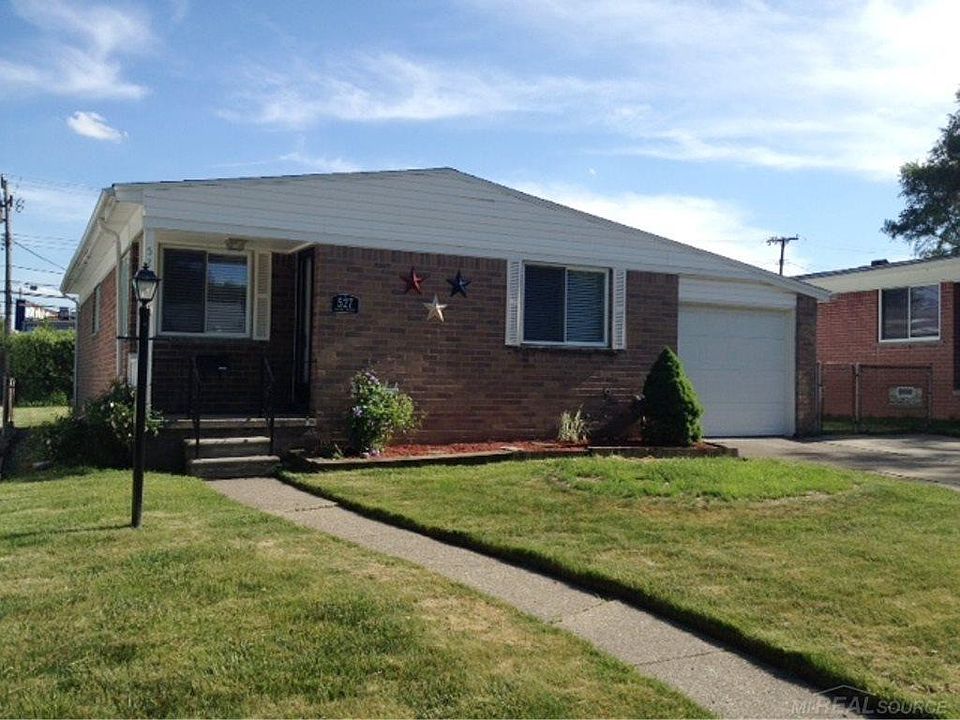 1st image of 527 Cherry Ave