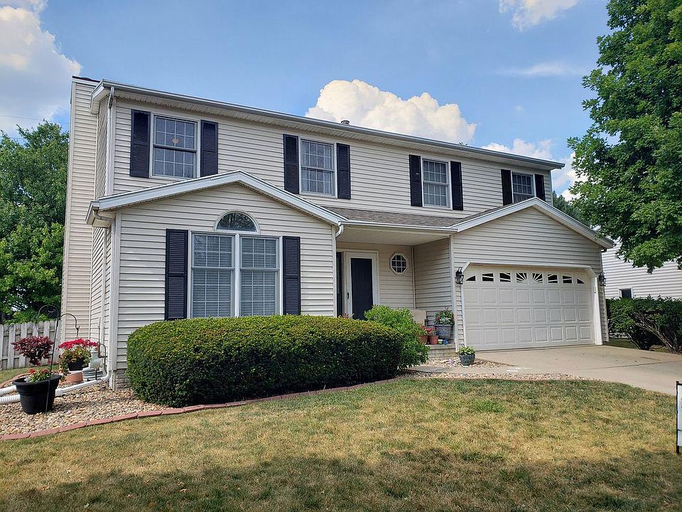 2nd image of 405 Beacon Cir