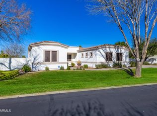 2908 E Desert Ln, Phoenix, AZ 85042