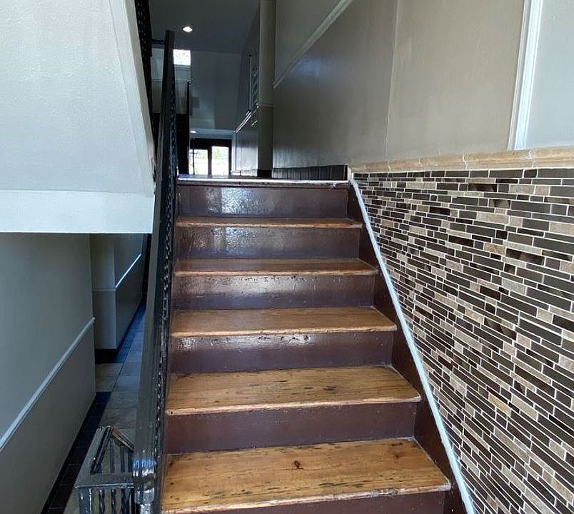 1st image of 213 2nd Ave APT B8