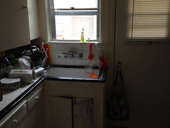 3rd image of 2536 Forest Park Blvd