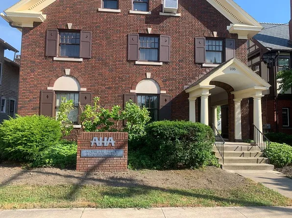 235 W 7th St, Erie, PA 16501