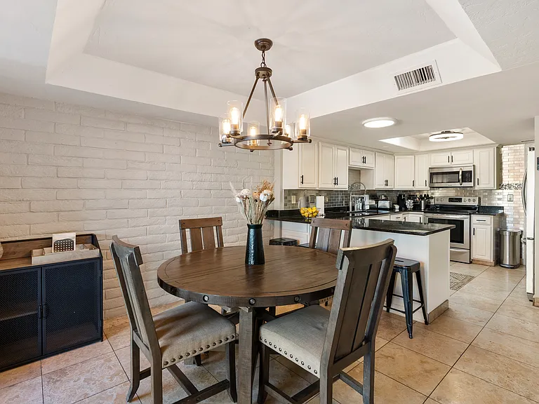 7802 E Mackenzie Dr — Photo 32