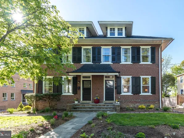 145 Mechanics St, Doylestown, PA 18901
