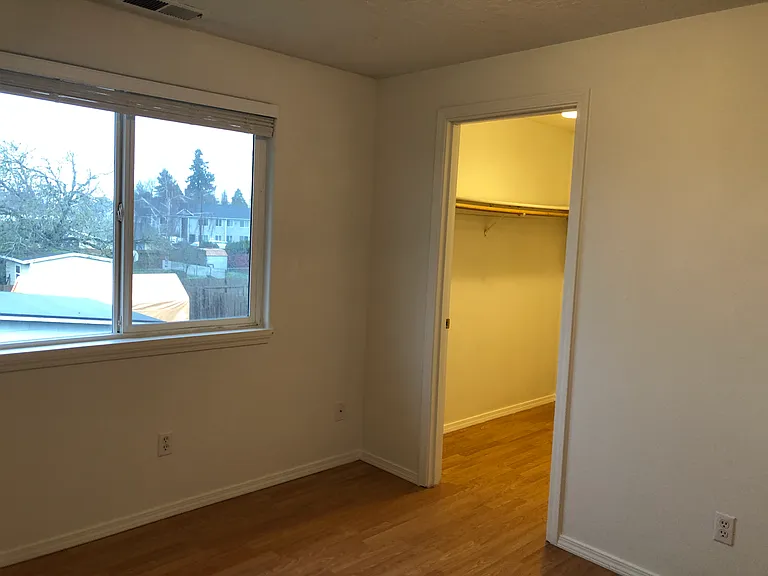 4225 Mahrt Ave SE — Photo 14
