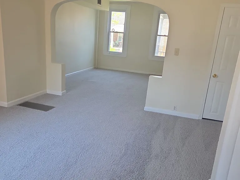 3424 Elmora Ave — Photo 6