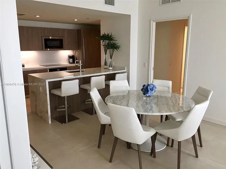 401 N Birch Rd #505 — Photo 10