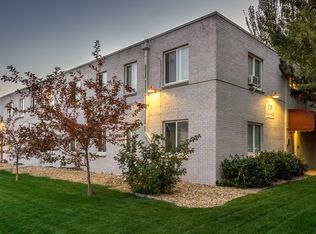 2480 W Caithness Pl APT 2, Denver, CO 80211