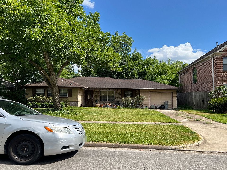 1st image of 4711 Wedgewood Dr