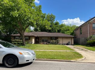 4711 Wedgewood Dr, Bellaire, TX 77401