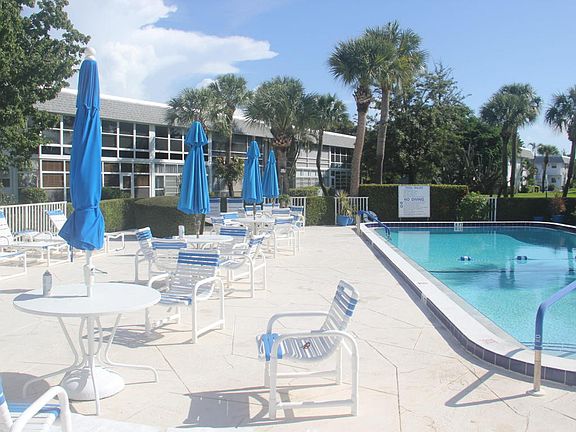 2nd image of 2929 SE Ocean Blvd APT 119-4