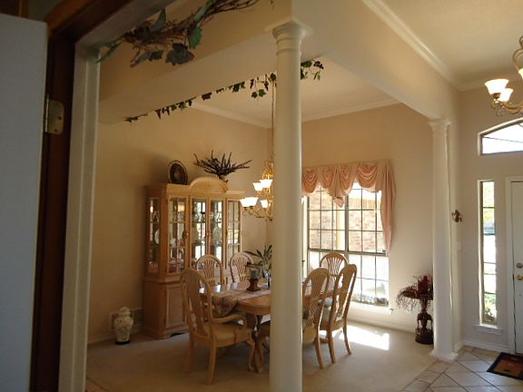 3rd image of 1 Canyon Crest Ct