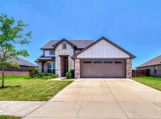 125 Deer Crossing Dr, Waxahachie, TX 75165