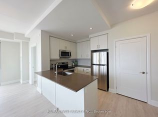 15 Lynch St #2003, Brampton, ON L6W 2Z8