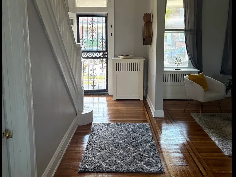 1710 E 31st St — Photo 3