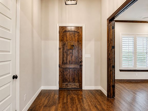 5th image of 336 El Pescado Ct