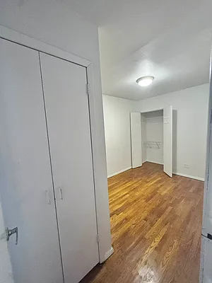 Rented by Oxford Property Group | media 13