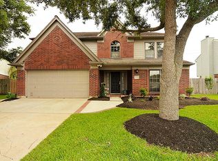 10822 Spruce Dr S, La Porte, TX 77571
