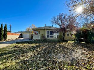 204 W B St, Tehachapi, CA 93561